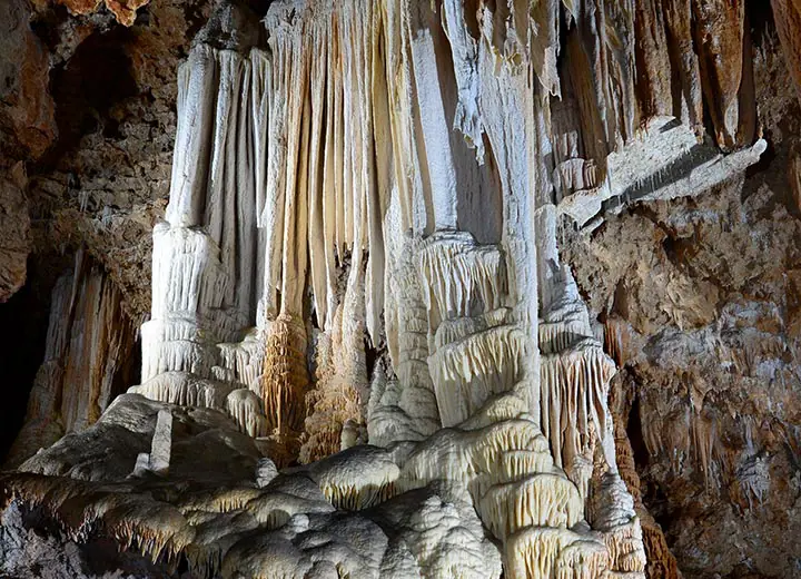 Clamouse grotte merveille
